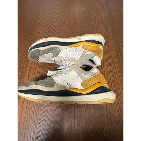 New Balance 57/40 sz 9.5 main image 9